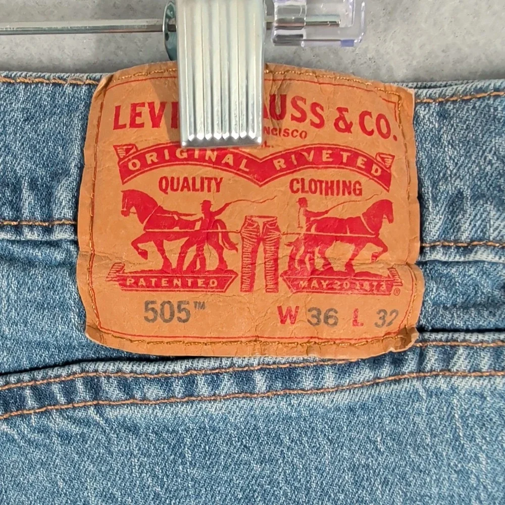 Levi's 505 Jeans Men's 36x32 Light Wash‎ Straight Leg Denim